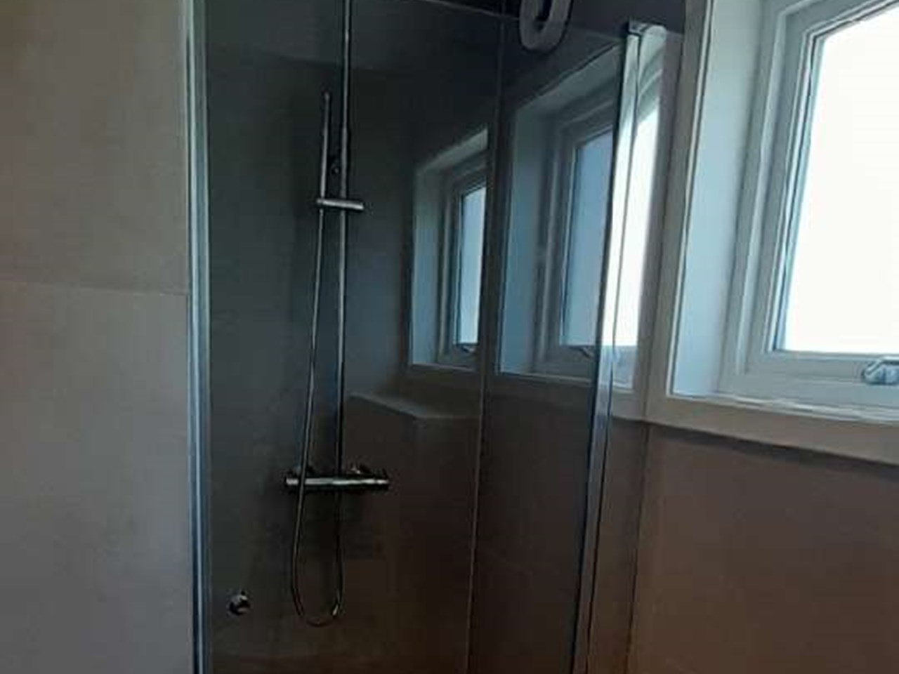 Fliser i dusjen fra Modena